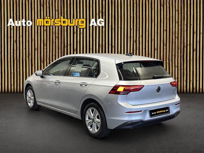 Gebraucht VW Golf VIII Life 150 PS (110 kW) 2022 Limousine