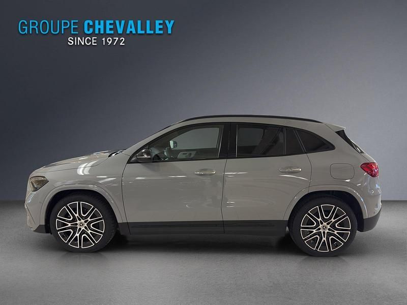 Neu Mercedes GLA220 190 PS (139 kW) 2026 Grau SUV