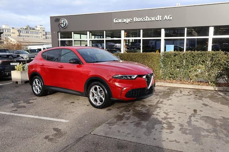 Gebraucht Alfa Romeo Tonale Super 131 PS (96 kW) 2023 Rot SUV