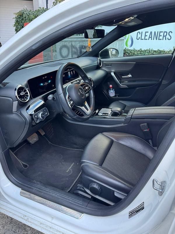 Gebraucht Mercedes A180 136 PS (100 kW) 2019