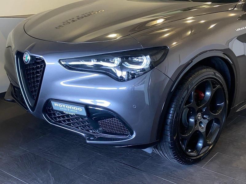 Neu Alfa Romeo Stelvio Veloce 280 PS (205 kW) 2025 Grau SUV