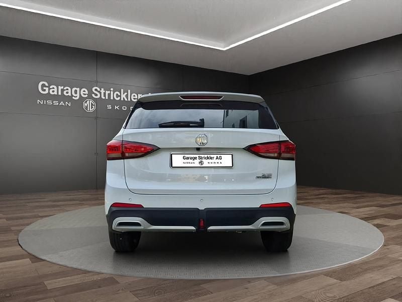 Neu MG ZS Luxury 197 PS (144 kW) 2025 Limousine