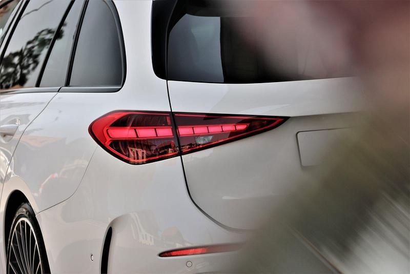 Gebraucht Mercedes C200 AMG line 204 PS (150 kW) 2021 Kombi