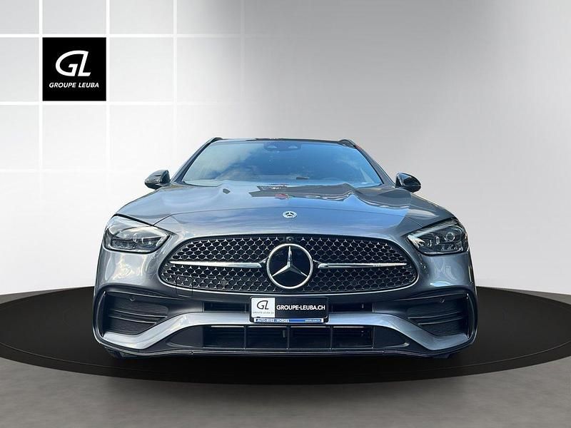 Neu Mercedes C300e 259 PS (190 kW) 2025 Grau Kombi