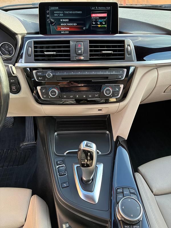 Gebraucht BMW 330 Luxury Line 258 PS (189 kW) 2016 Kombi