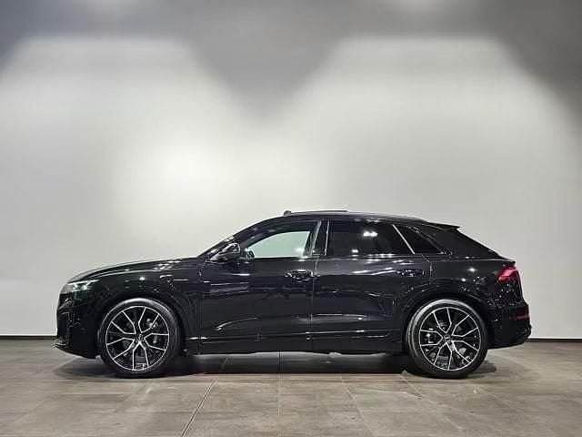 Gebraucht 2024 Audi Q8 S-Line SUV | CHF 74’900 (Superpreis) - Bild 1/4