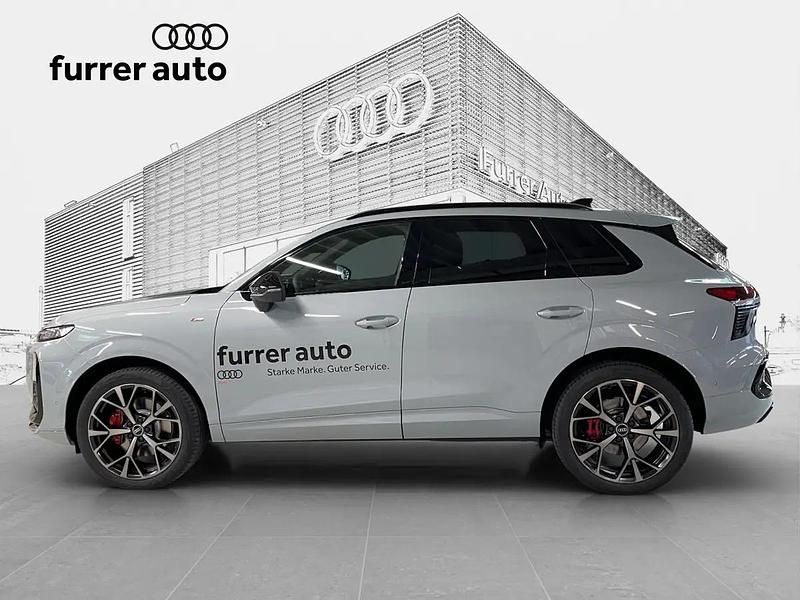 Gebraucht Audi Q3 266 PS (195 kW) 2025 Gray SUV