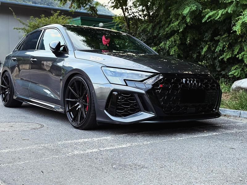 Gebraucht Audi RS3 Sportback 400 PS (294 kW) 2022 Kleinwagen