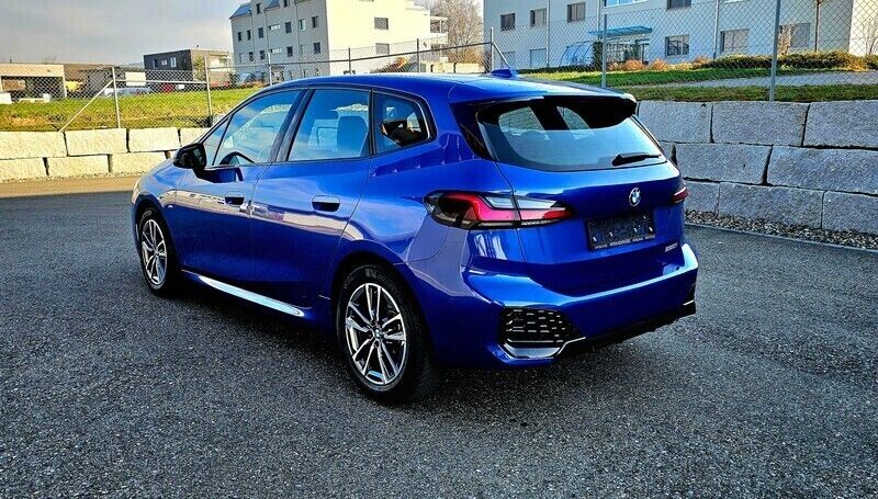 Gebraucht BMW 220 Active Tourer M Sport 170 PS (125 kW) 2023 Van / Kleinbus