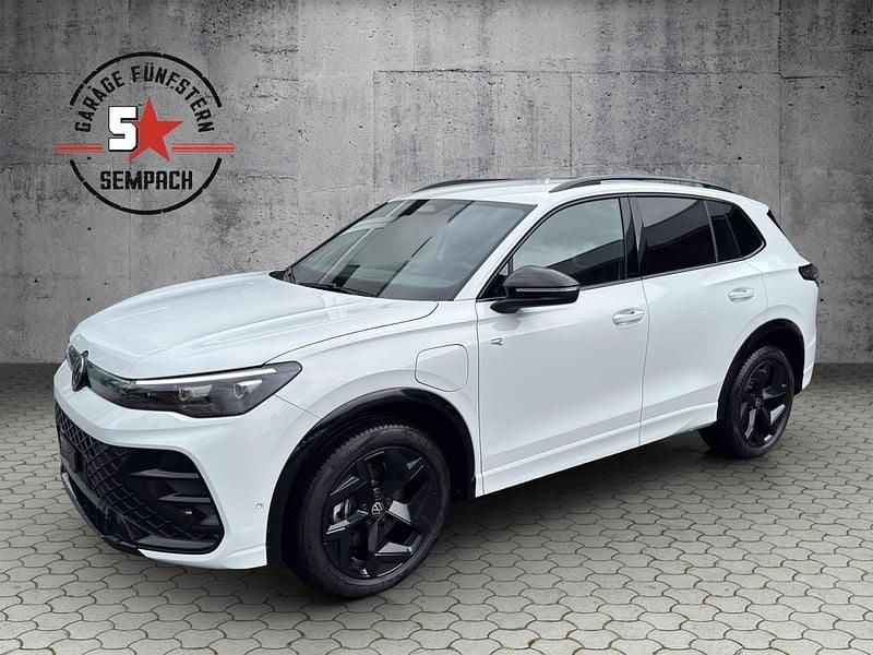 Gebraucht VW Tiguan R-line 204 PS (150 kW) 2024 Weiss SUV