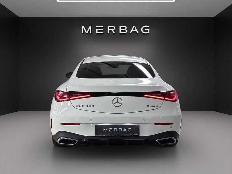 Gebraucht Mercedes CLE300 258 PS (189 kW) 2024 Weiss Coupé