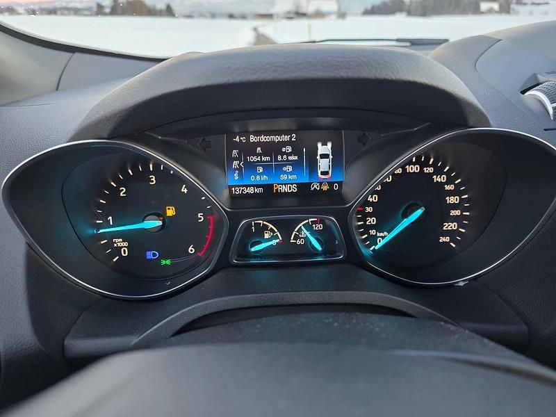 Gebraucht Ford Kuga ST-Line 180 PS (132 kW) 2017 SUV