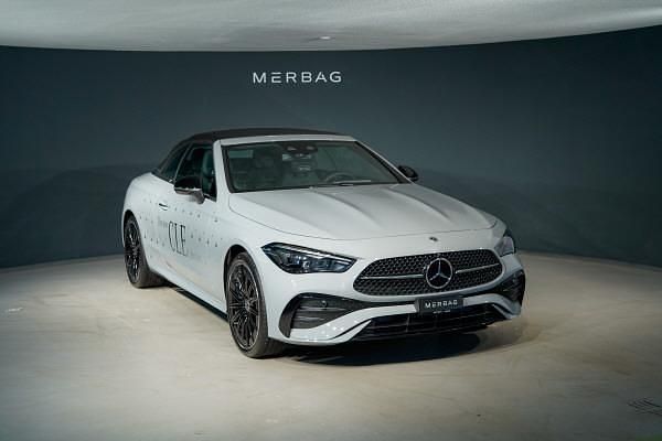 Gebraucht Mercedes CLE450 380 PS (279 kW) 2024 Grau Cabrio