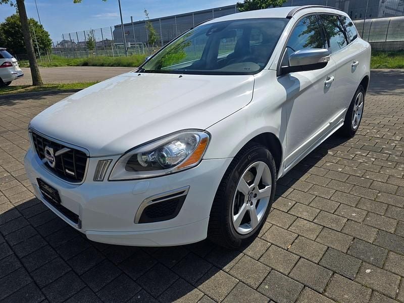 Gebraucht Volvo XC60 R-Design 163 PS (119 kW) 2012 SUV