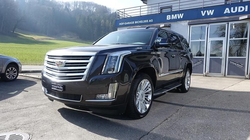 Gebraucht Cadillac Escalade 426 PS (313 kW) 2016 SUV
