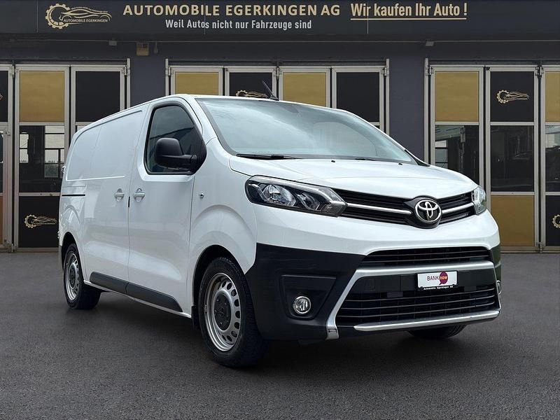 Gebraucht Toyota Proace Comfort 122 PS (89 kW) 2021 Van / Kleinbus