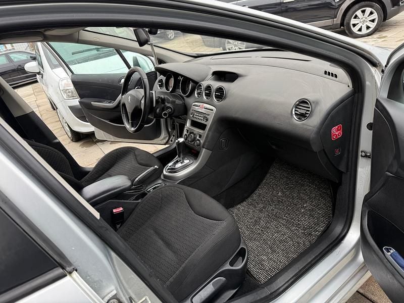 Gebraucht Peugeot 308 SW 112 PS (82 kW) 2011 Kombi