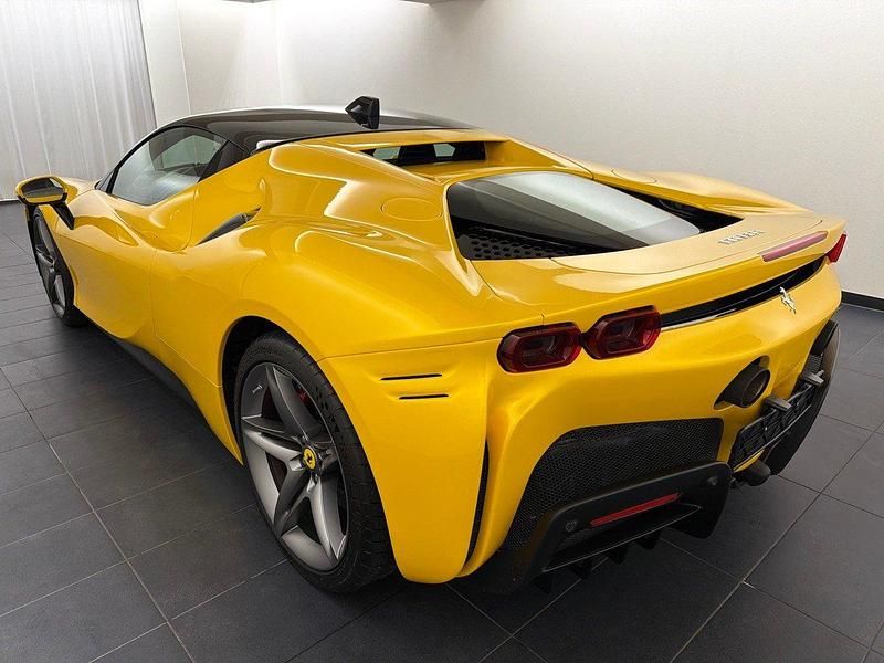 Gebraucht Ferrari SF90 1000 PS (735 kW) 2021 Coupé