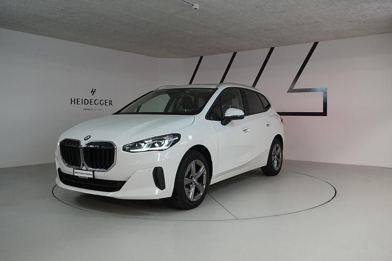 Gebraucht BMW 223 Active Tourer 197 PS (144 kW) 2023 Van / Kleinbus