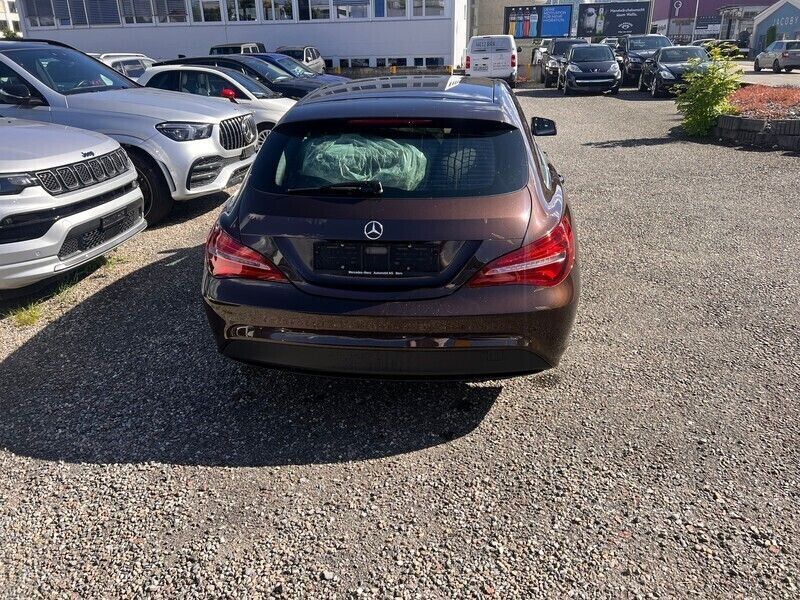 Gebraucht Mercedes CLA200 Shooting Brake 136 PS (100 kW) 2018 Kombi
