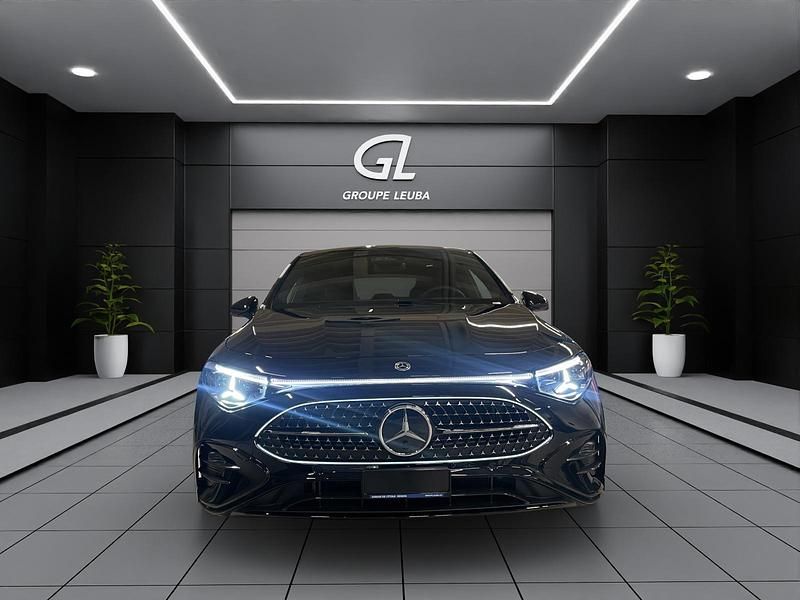 Gebraucht Mercedes CLA220 190 PS (139 kW) 2026 Schwarz Limousine