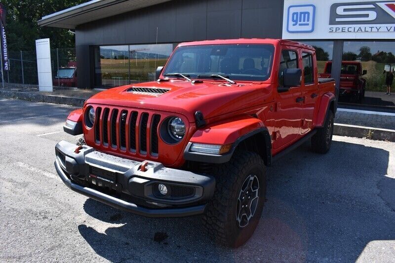 Gebraucht Jeep Gladiator 293 PS (215 kW) 2024 Rot Abholung