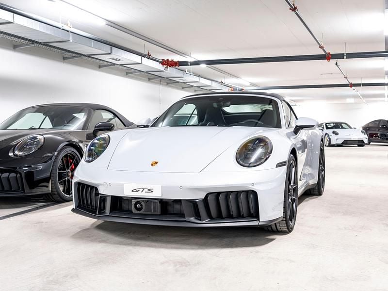 Neu 2025 Porsche 911 Cabrio | CHF 214’900 (Etwas zu teuer) - Bild 1/4