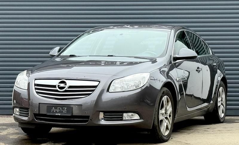 Gebraucht Opel Insignia Edition 130 PS (95 kW) 2012