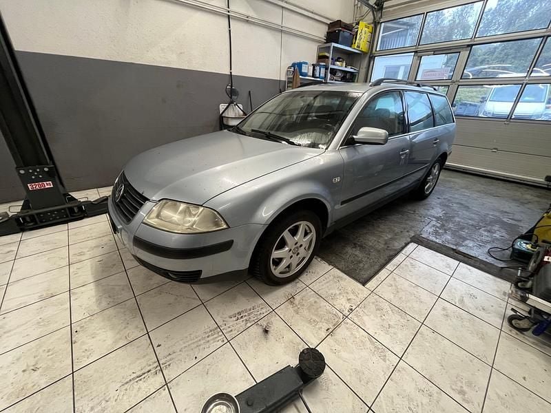 Gebraucht VW Passat Comfortline 130 PS (95 kW) 2003 Kombi