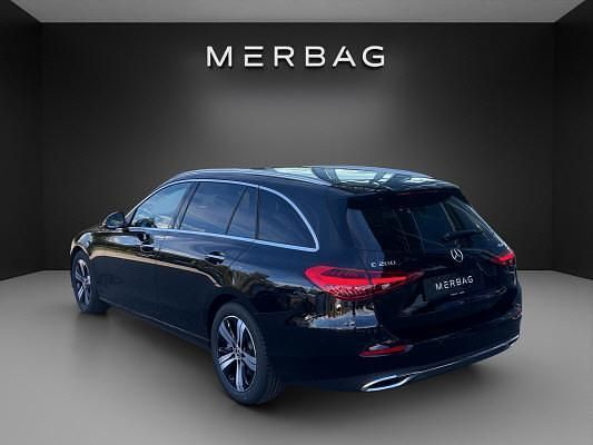 Gebraucht Mercedes C200 204 PS (150 kW) 2024 Schwarz Kombi