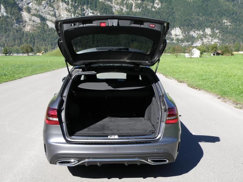 Gebraucht Mercedes C220 AMG line 194 PS (142 kW) 2018