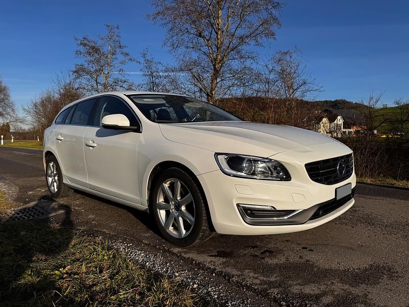Gebraucht 2018 Volvo V60 Summum Kombi | CHF 16’900 - Bild 1/4