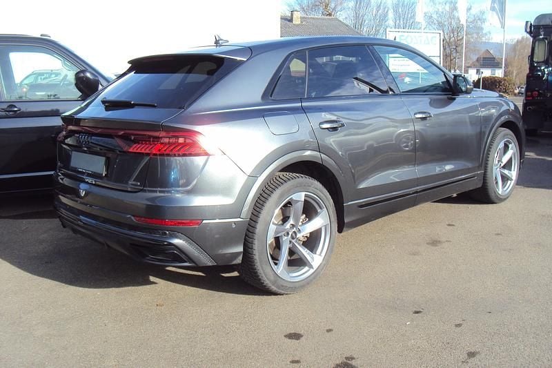 Gebraucht Audi Q8 381 PS (280 kW) 2023 SUV