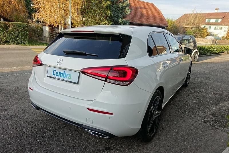 Gebraucht Mercedes A180 Progressive 136 PS (100 kW) 2020