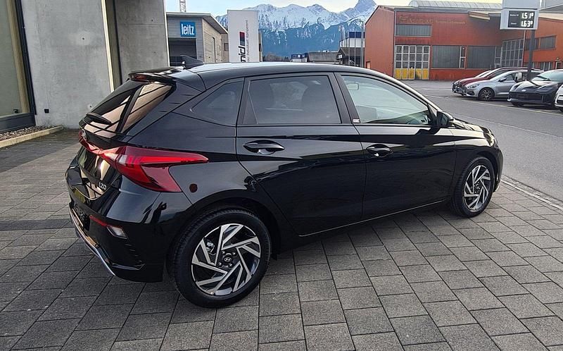 Neu Hyundai i20 100 PS (73 kW) 2025 Kleinwagen