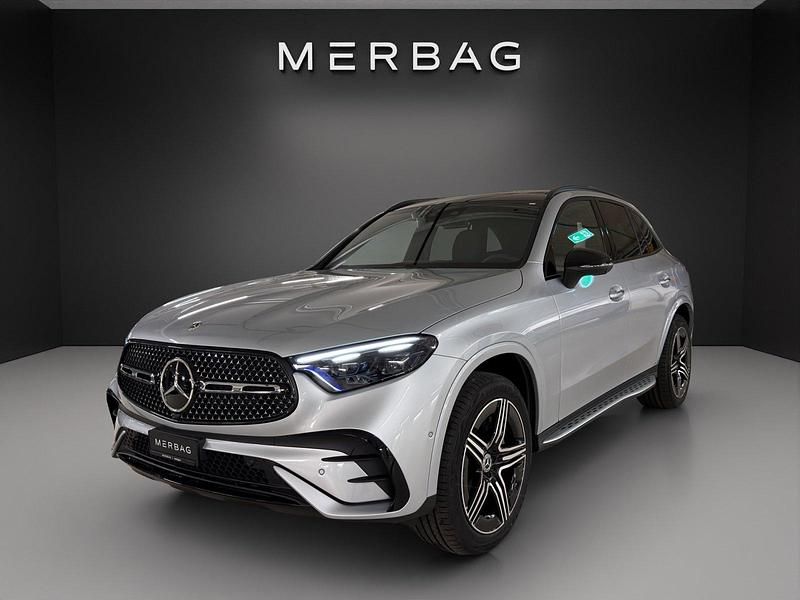 Neu Mercedes GLC400d 381 PS (280 kW) 2025 Silber SUV