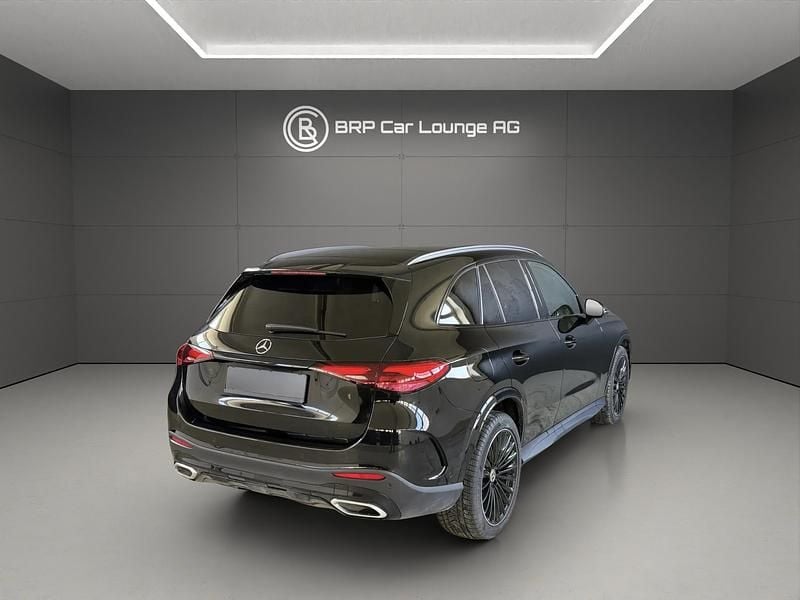 Gebraucht Mercedes GLC200 AMG line 163 PS (119 kW) 2025 SUV