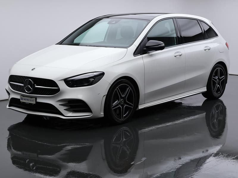 Gebraucht Mercedes B250 AMG line 224 PS (164 kW) 2019 Weiss Van / Kleinbus