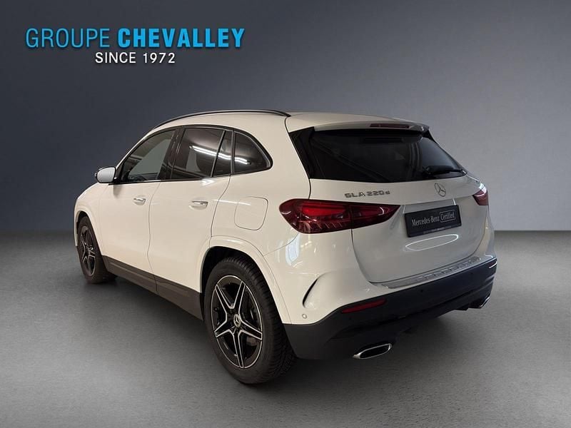 Gebraucht Mercedes GLA220 190 PS (139 kW) 2024 Weiss SUV