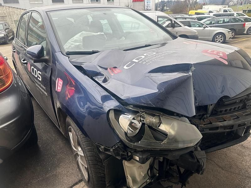 Gebraucht VW Golf VI Team 105 PS (77 kW) 2010 Kleinwagen