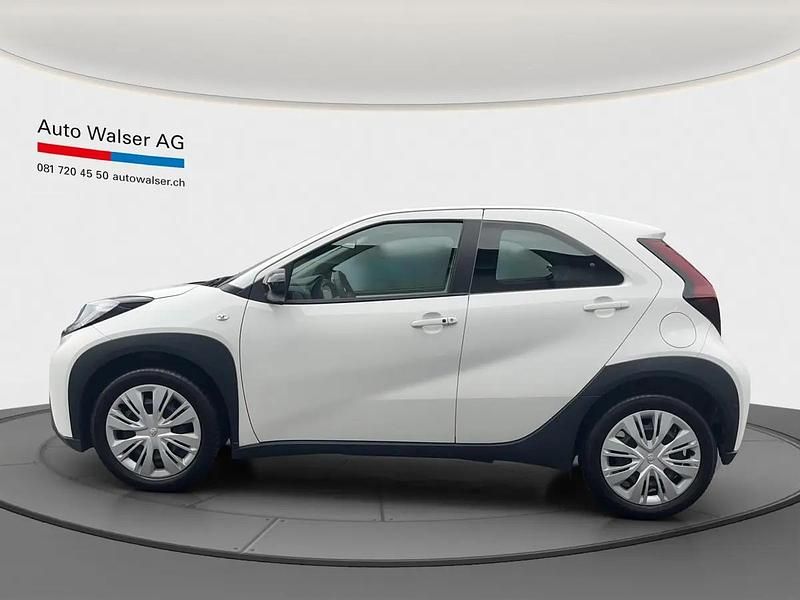 Gebraucht Toyota Aygo X Comfort 72 PS (52 kW) 2025 Weiss SUV