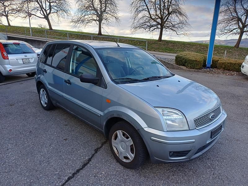 Gebraucht Ford Fusion 101 PS (74 kW) 2005 Kleinwagen