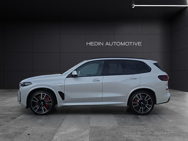 Neu BMW X5 Comfort Edition 489 PS (359 kW) 2025 Weiss SUV