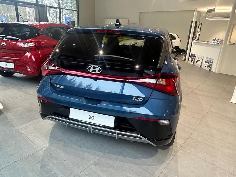 Neu Hyundai i20 100 PS (73 kW) 2026 Blau Limousine