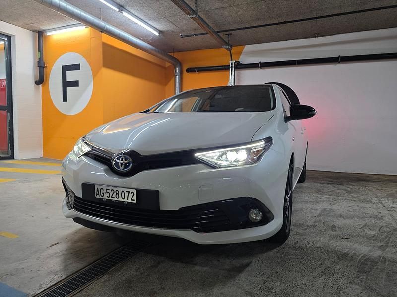 Gebraucht Toyota Auris Hybrid Trend 136 PS (100 kW) 2018
