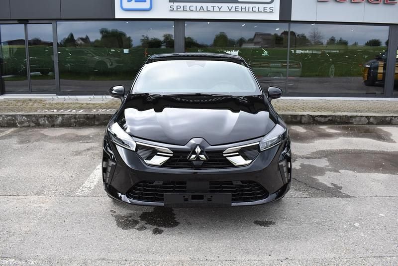 Neu Mitsubishi Colt Intense 144 PS (105 kW) 2025 Schwarz SUV