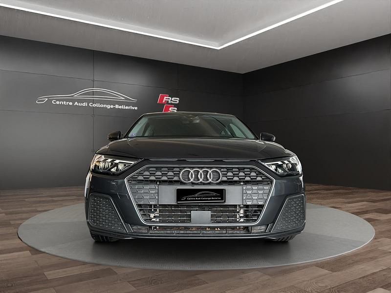 Gebraucht Audi A1 Sportback Attraction 110 PS (80 kW) 2023 Grau Kleinwagen