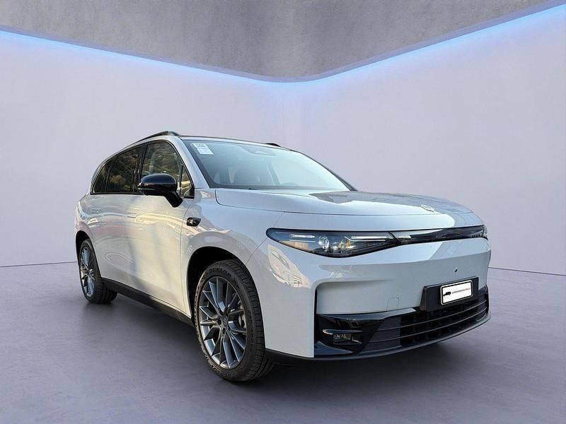 Grau Gebraucht 2025 Leapmotor C10 SUV | CHF 36’250 (Fairer Preis) - Bild 1/4