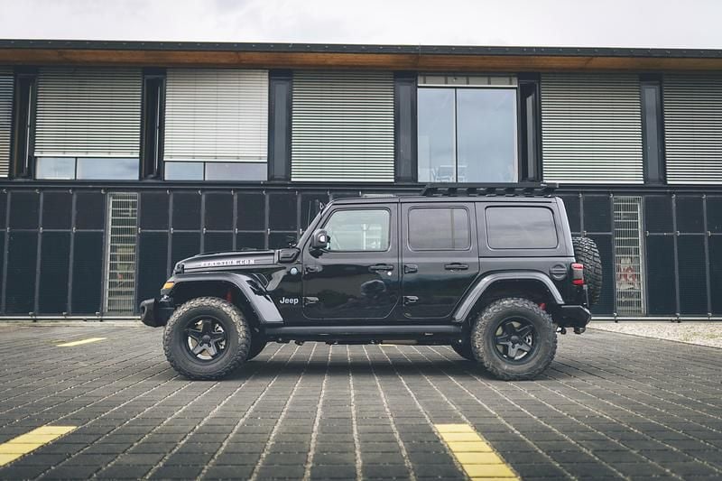 Gebraucht Jeep Wrangler Sahara 381 PS (280 kW) 2021 Schwarz SUV