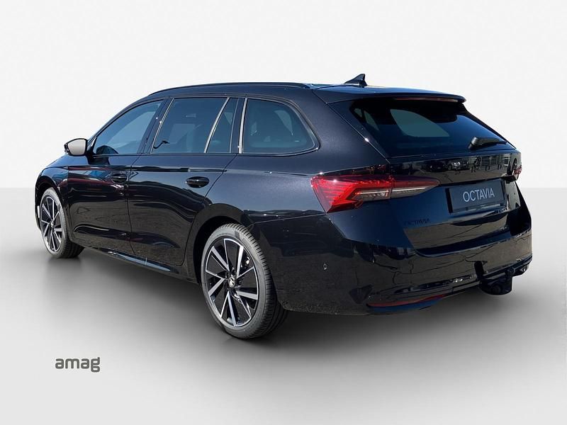 Gebraucht Skoda Octavia SportLine 150 PS (110 kW) 2025 Magic schwarz, perleffekt Kombi